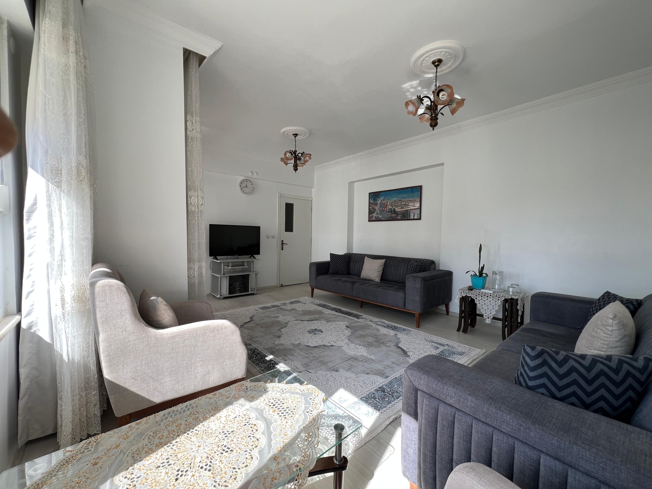TRAMVAY DURAĞINA YAKIN SATILIK 3+1 DAİRE