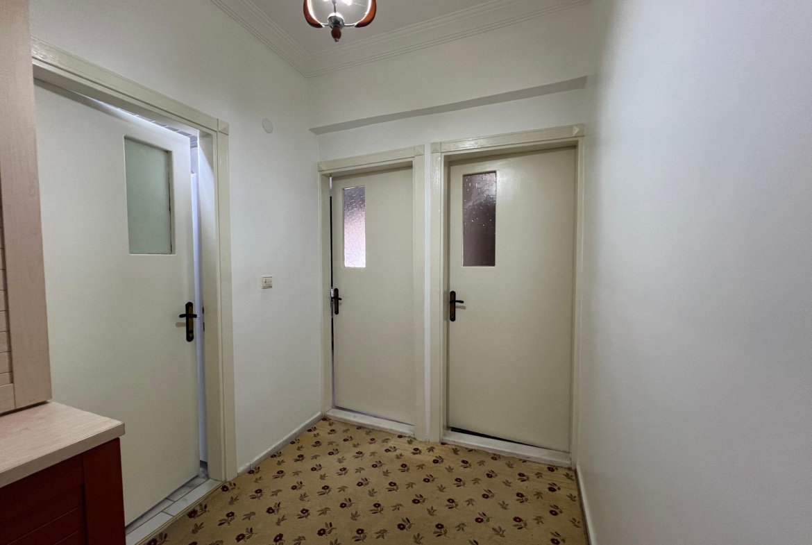 TRAMVAY DURAĞINA YAKIN SATILIK 3+1 DAİRE