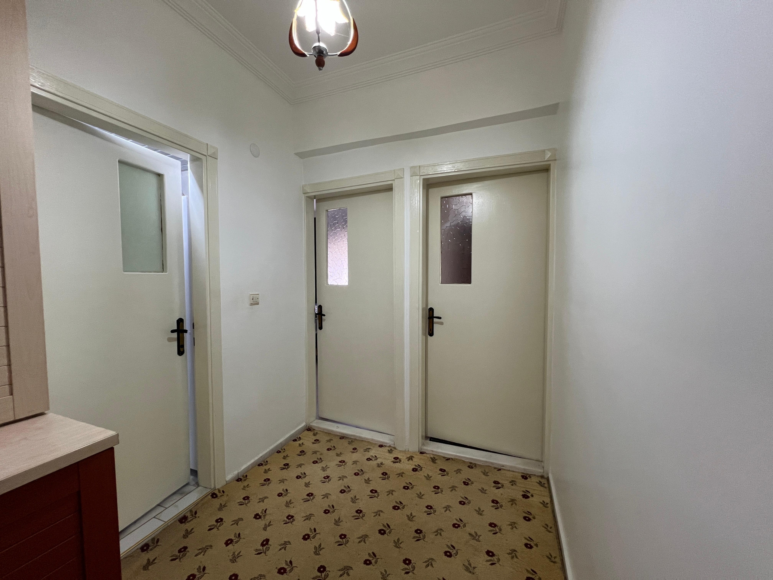 TRAMVAY DURAĞINA YAKIN SATILIK 3+1 DAİRE