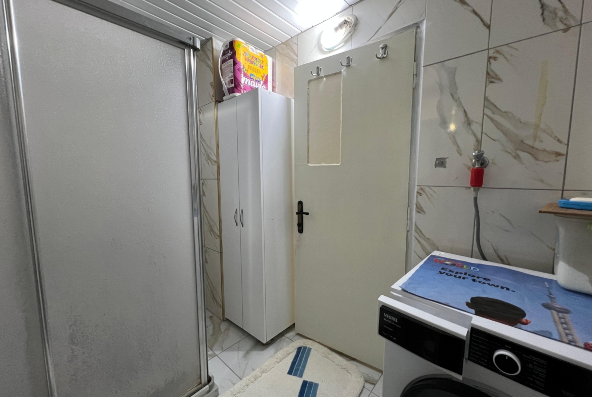 TRAMVAY DURAĞINA YAKIN SATILIK 3+1 DAİRE