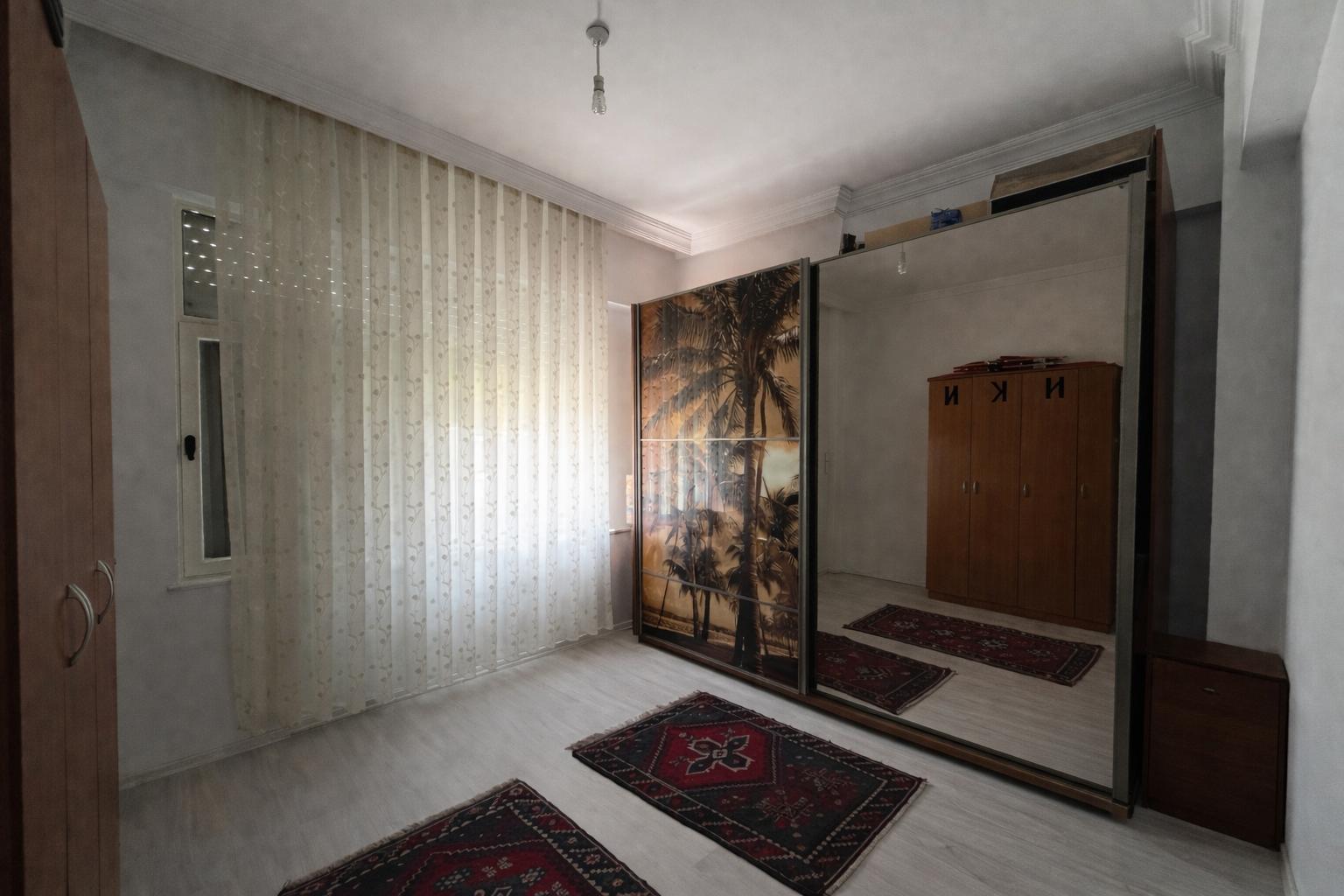 TRAMVAY DURAĞINA YAKIN SATILIK 3+1 DAİRE