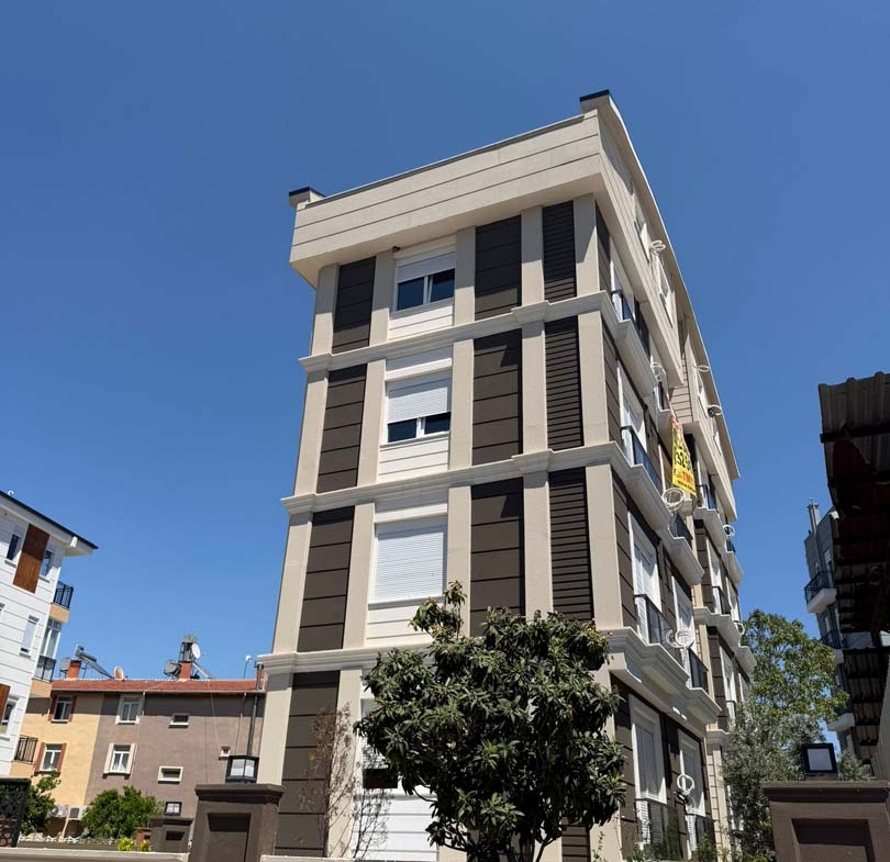 DÖŞEMEALTI YENİKÖYDE HAYATI KOLAYLAŞTIRAN FULL EŞYALI SIFIR 1+1