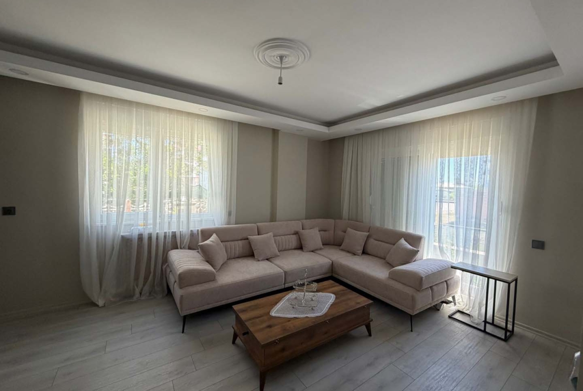DÖŞEMEALTI YENİKÖYDE HAYATI KOLAYLAŞTIRAN FULL EŞYALI SIFIR 1+1