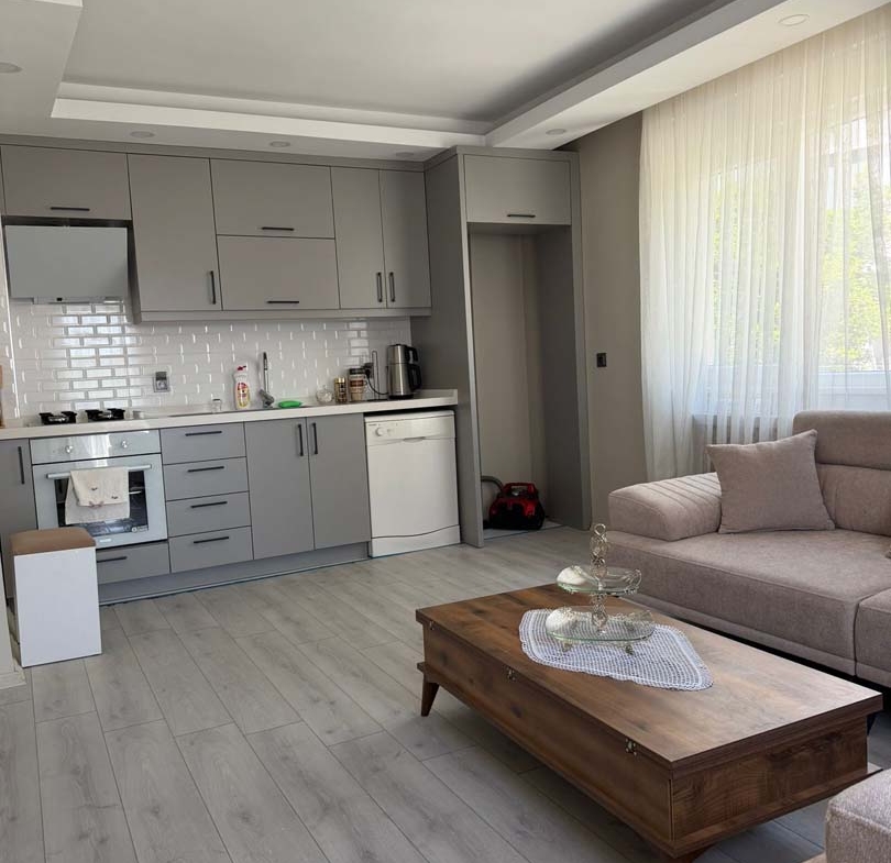 DÖŞEMEALTI YENİKÖYDE HAYATI KOLAYLAŞTIRAN FULL EŞYALI SIFIR 1+1