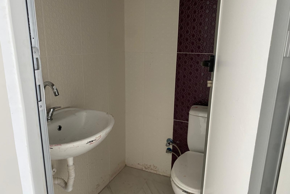 GÖÇERLER ŞEHİR HASTANESİ YAKINI 260 M2 İKİ KATLI KİRALIK DÜKKAN