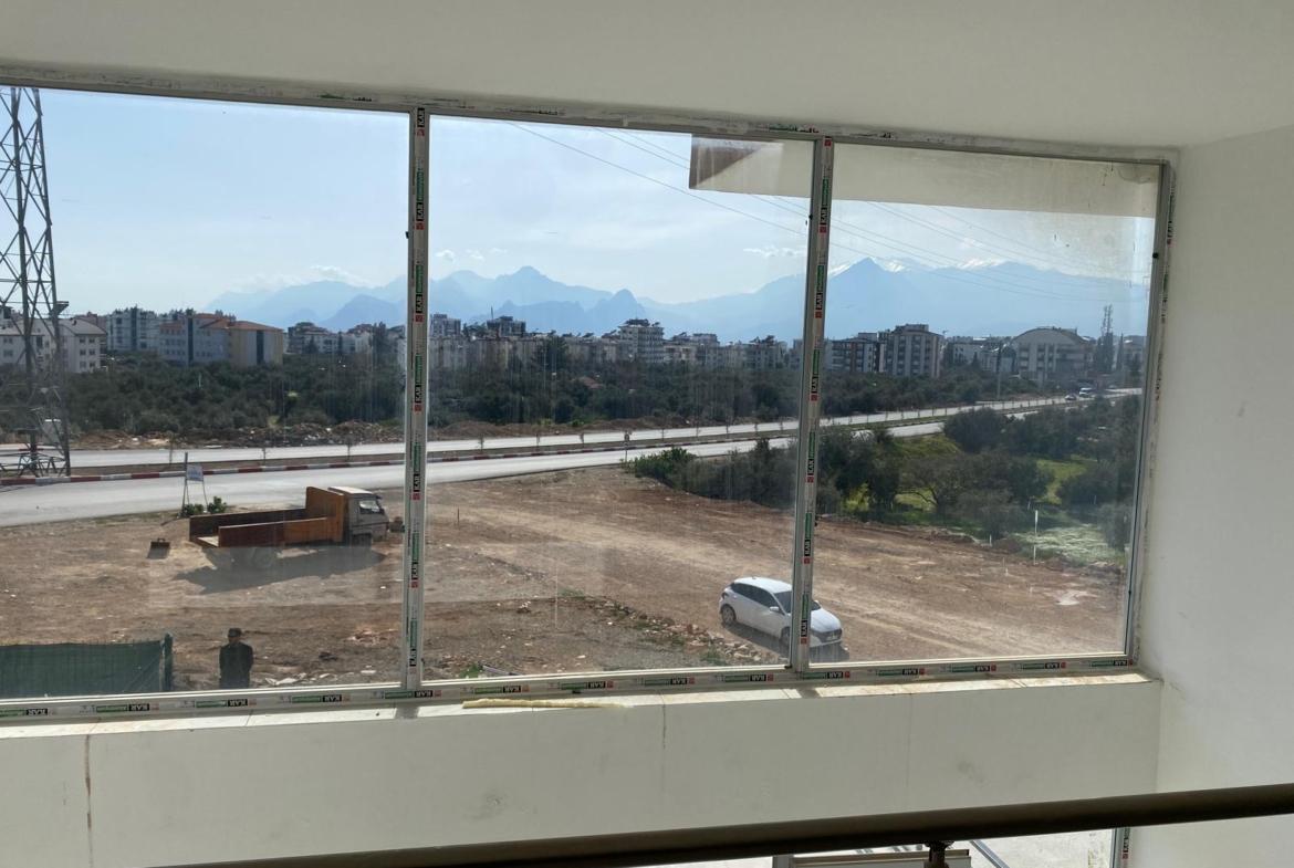 GÖÇERLER ŞEHİR HASTANESİ YAKINI 260 M2 İKİ KATLI KİRALIK DÜKKAN