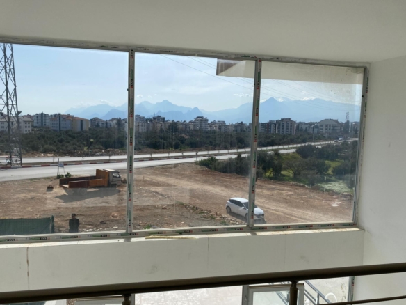 GÖÇERLER ŞEHİR HASTANESİ YAKINI 260 M2 İKİ KATLI KİRALIK DÜKKAN