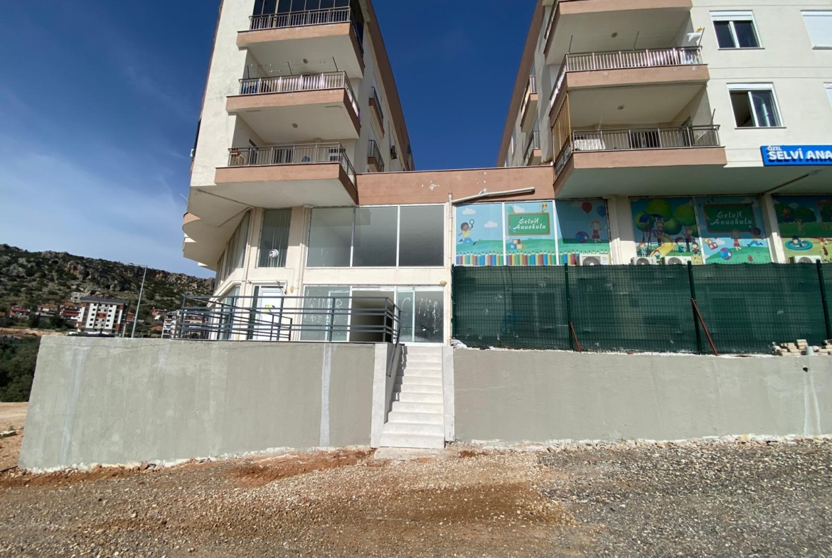 GÖÇERLER ŞEHİR HASTANESİ YAKINI 260 M2 İKİ KATLI KİRALIK DÜKKAN