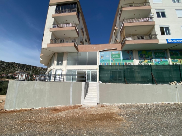 GÖÇERLER ŞEHİR HASTANESİ YAKINI 260 M2 İKİ KATLI KİRALIK DÜKKAN