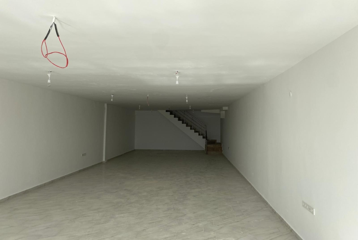 GÖÇERLER ŞEHİR HASTANESİ YAKINI 260 M2 İKİ KATLI KİRALIK DÜKKAN