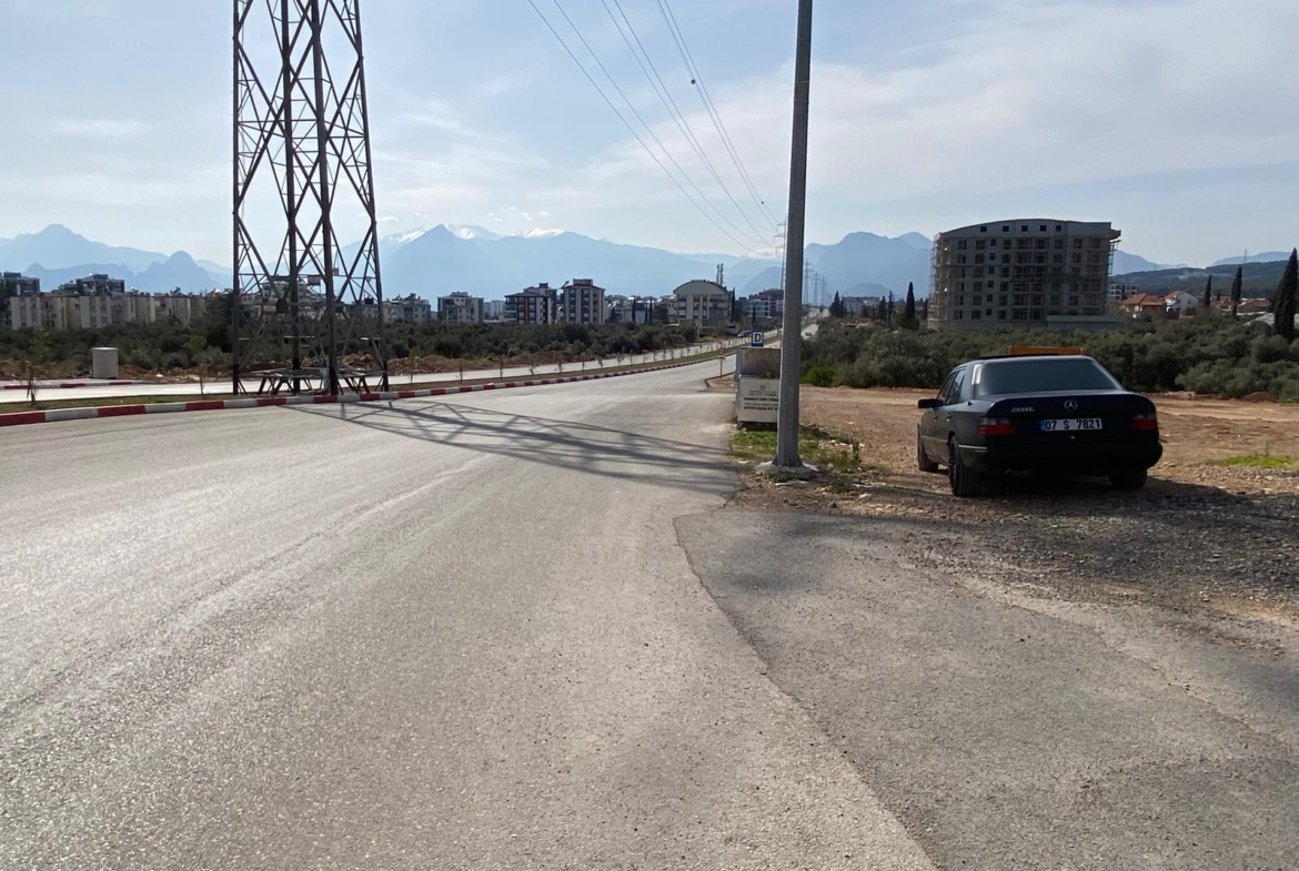 GÖÇERLER ŞEHİR HASTANESİ YAKINI 260 M2 İKİ KATLI KİRALIK DÜKKAN