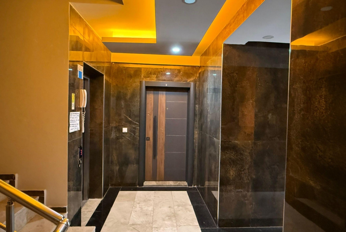 YATIRIMLIK YÜKSEK KİRA GETİRİLİ SATILIK DAİRE