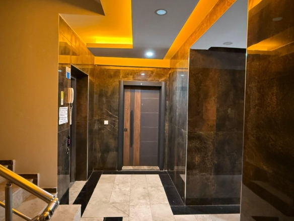 YATIRIMLIK YÜKSEK KİRA GETİRİLİ SATILIK DAİRE