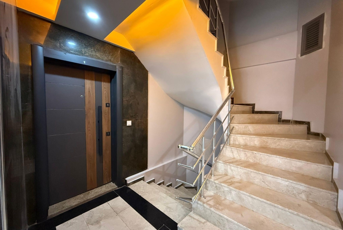 YATIRIMLIK YÜKSEK KİRA GETİRİLİ SATILIK DAİRE