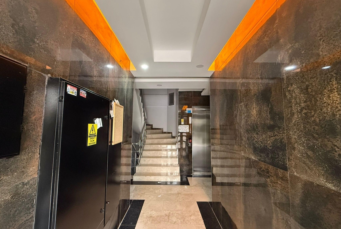 YATIRIMLIK YÜKSEK KİRA GETİRİLİ SATILIK DAİRE