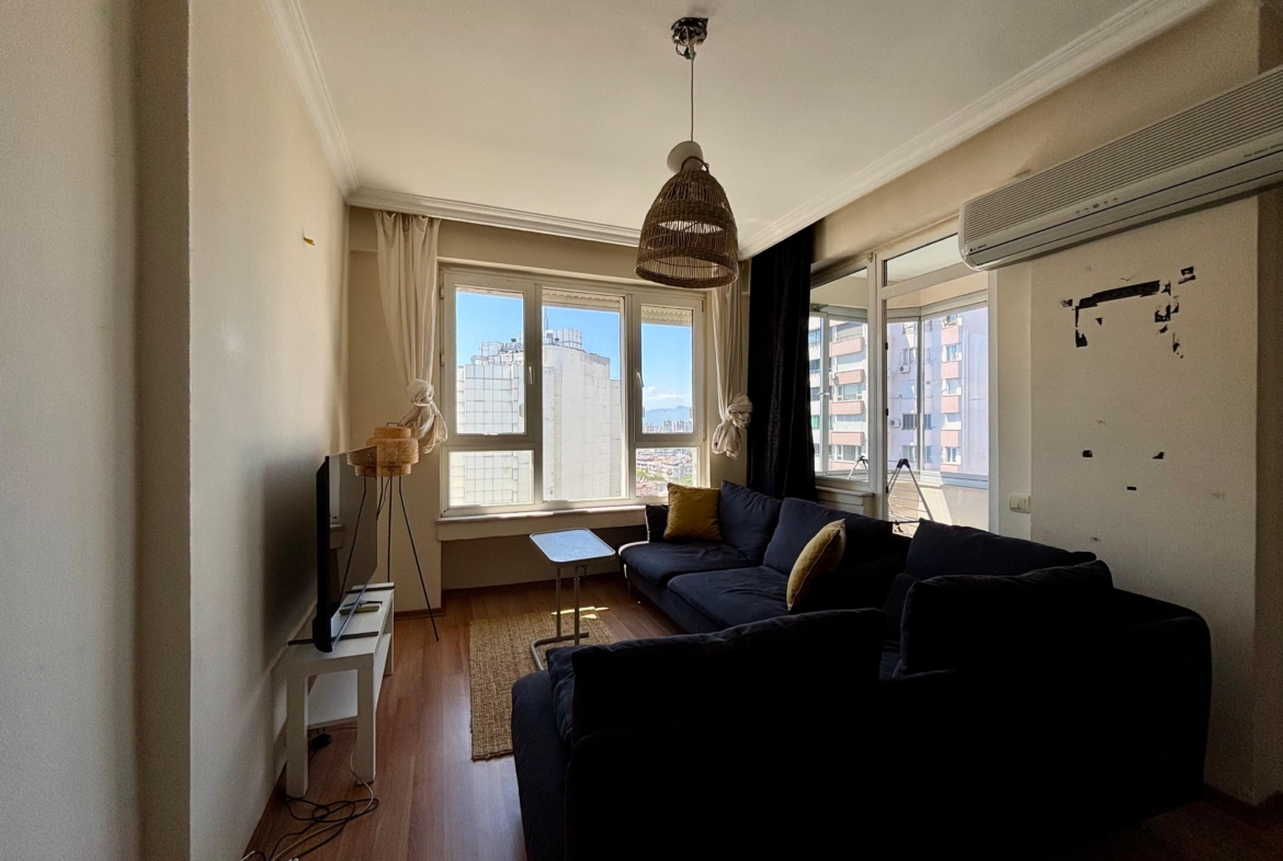 FENER MAHALLESİ MERKEZİ KONUMDA EŞYALI KİRALIK 1+1 DAİRE