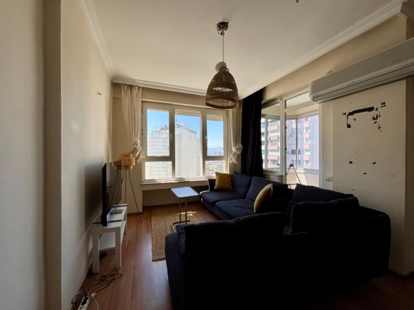 FENER MAHALLESİ MERKEZİ KONUMDA EŞYALI KİRALIK 1+1 DAİRE