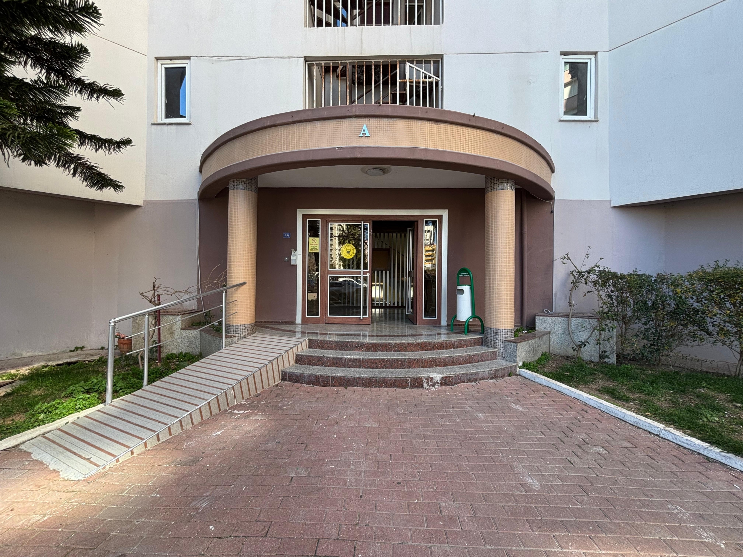 WhatsApp Image 2026-05-12 at 15.29.51 (5) FENER MAHALLESİ MERKEZİ KONUMDA EŞYALI KİRALIK 1+1 DAİRE