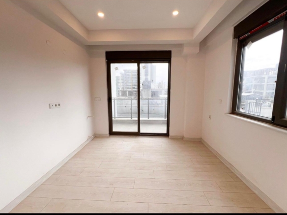 ALTİNTASDA 2+1 BAHÇE KATI SATILIK