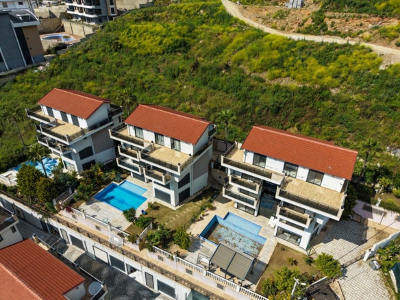 DENİZ MANZARALI ALANYA KARGICAKTA VATANDAŞLIĞA UYGUN 6+2 VİLLA