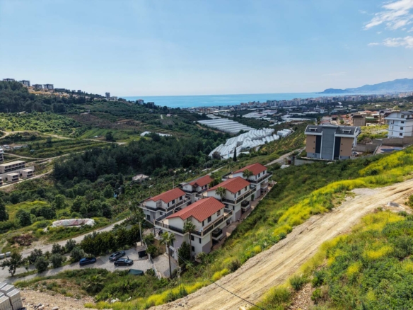 DENİZ MANZARALI ALANYA KARGICAKTA VATANDAŞLIĞA UYGUN 6+2 VİLLA