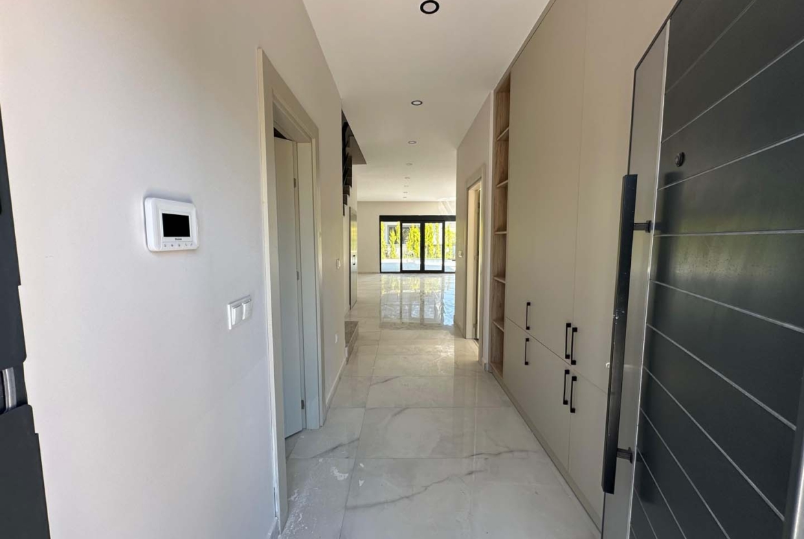 Döşemealtı Altınkale de Özel Havuzlu Lüks Villa Sitesi