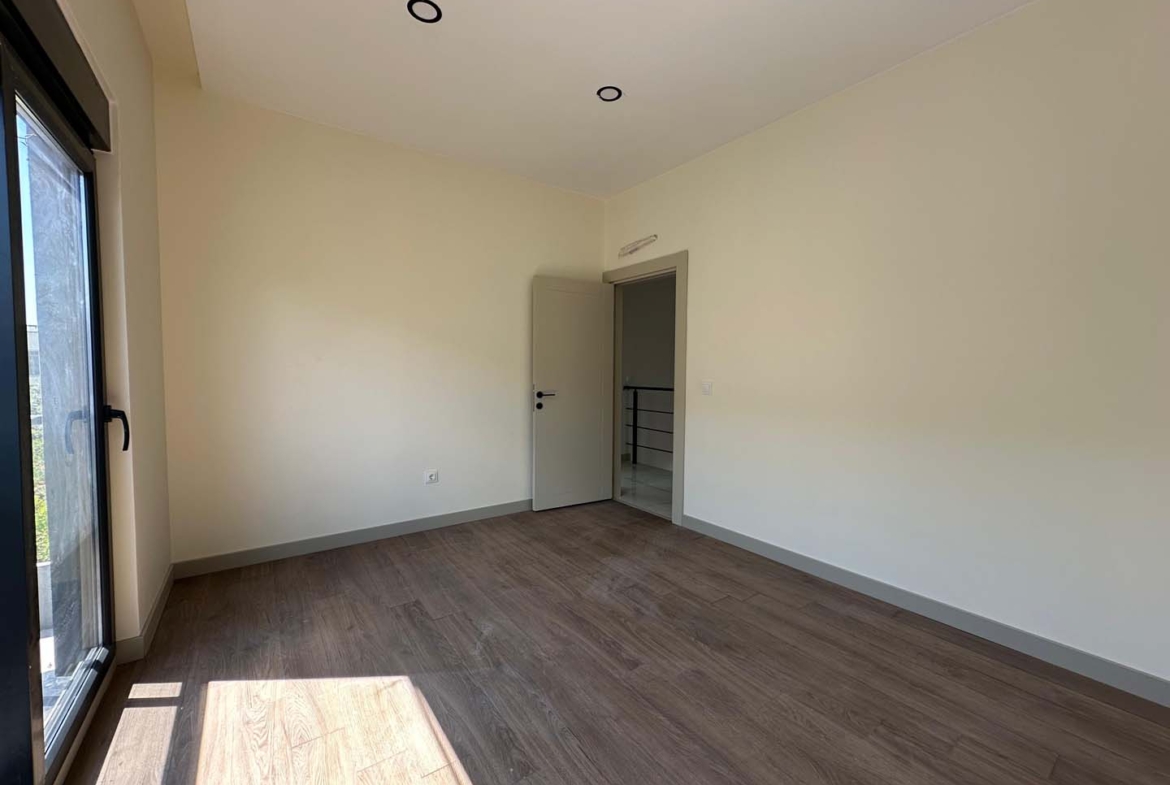 Döşemealtı Altınkale de Özel Havuzlu Lüks Villa Sitesi