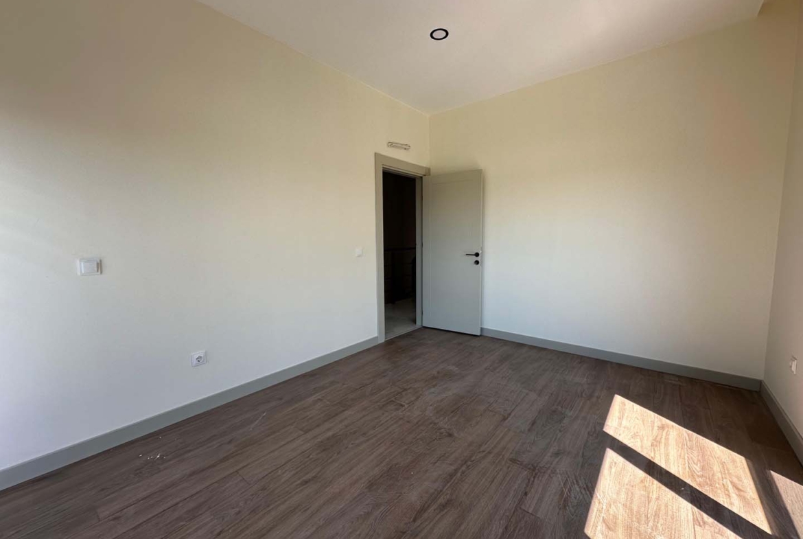 Döşemealtı Altınkale de Özel Havuzlu Lüks Villa Sitesi