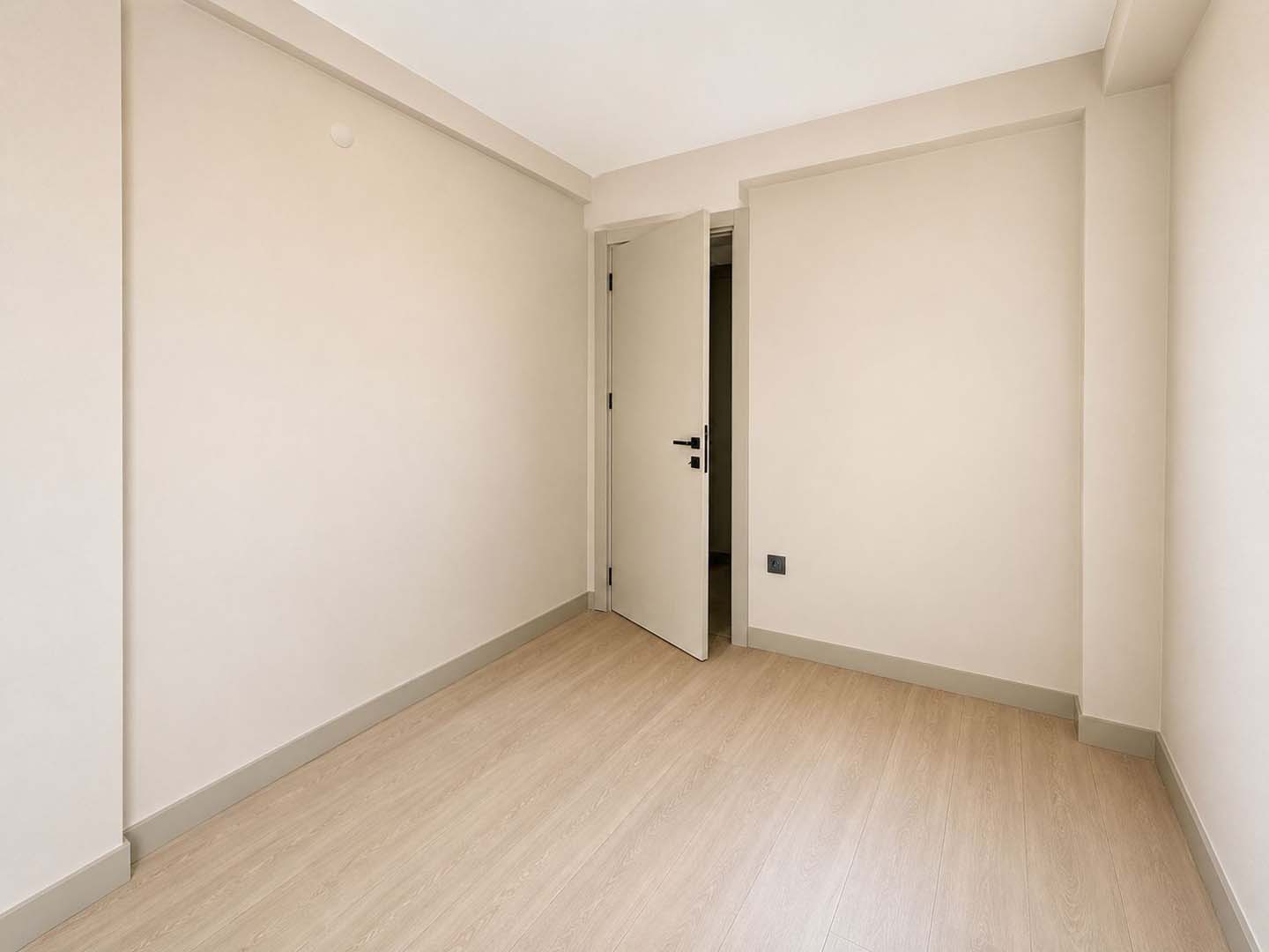 YILDIZ LOOKS DOWNTOWN 2’DE SATILIK DAİRE