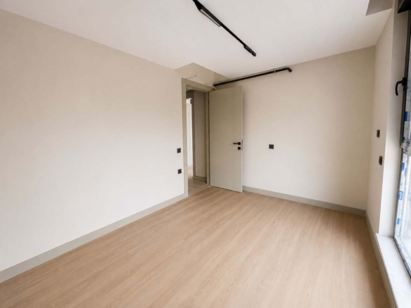 YILDIZ LOOKS DOWNTOWN 2’DE SATILIK DAİRE