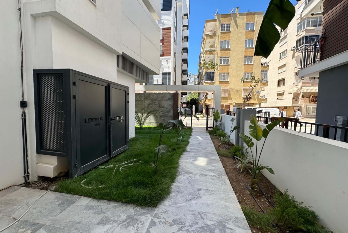 YILDIZ LOOKS DOWNTOWN 2’DE SATILIK DAİRE