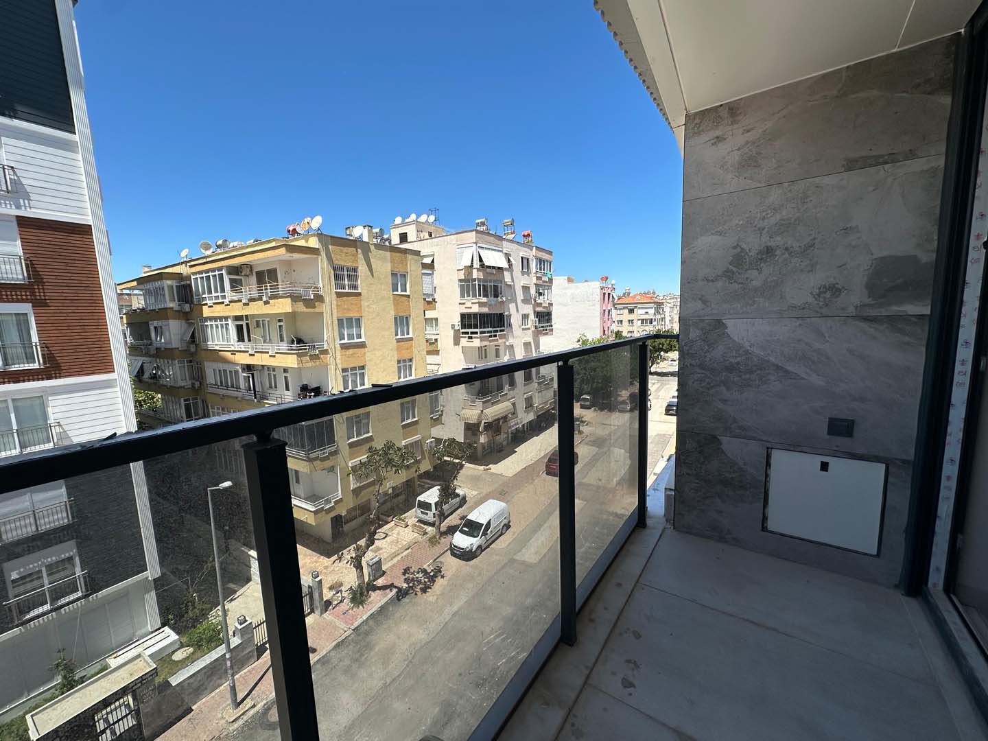 YILDIZ LOOKS DOWNTOWN 2’DE SATILIK DAİRE
