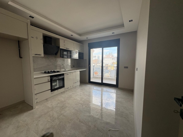 Muratpaşa Varlık Mahallesi’nde Satılık Lüks 3+1 Sıfır Yerden Isıtmalı Dubleks Daire