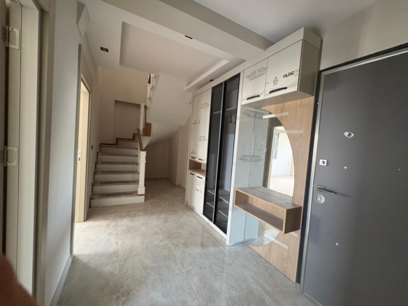 Muratpaşa Varlık Mahallesi’nde Satılık Lüks 3+1 Sıfır Yerden Isıtmalı Dubleks Daire