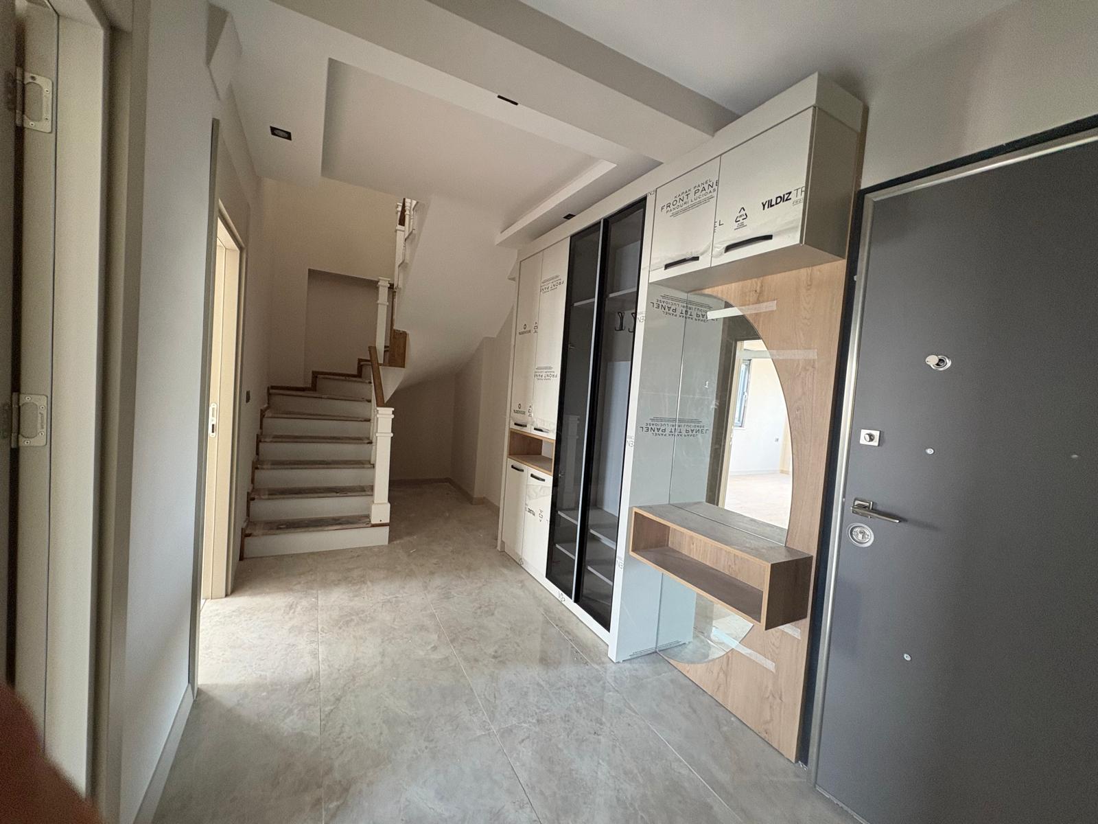 WhatsApp Image 2026-05-20 at 12.35.01 Muratpaşa Varlık Mahallesi’nde Satılık Lüks 3+1 Sıfır Yerden Isıtmalı Dubleks Daire