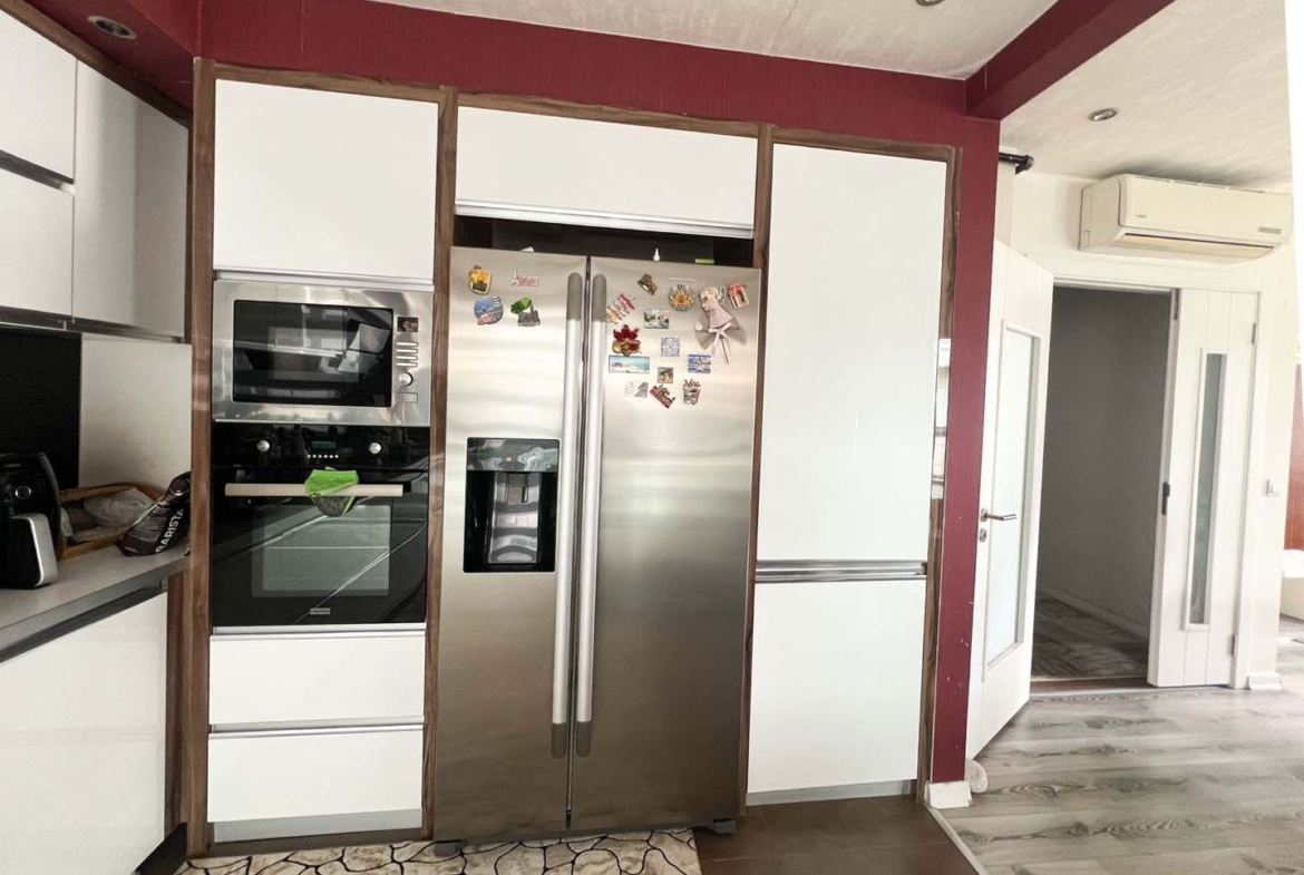 Güzeloba’da Kapalı Otoparklı Lüks Site İçinde 4+1 Satılık Daire