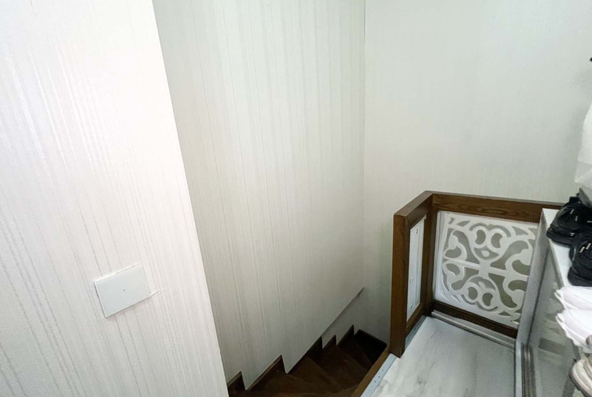 Güzeloba’da Kapalı Otoparklı Lüks Site İçinde 4+1 Satılık Daire