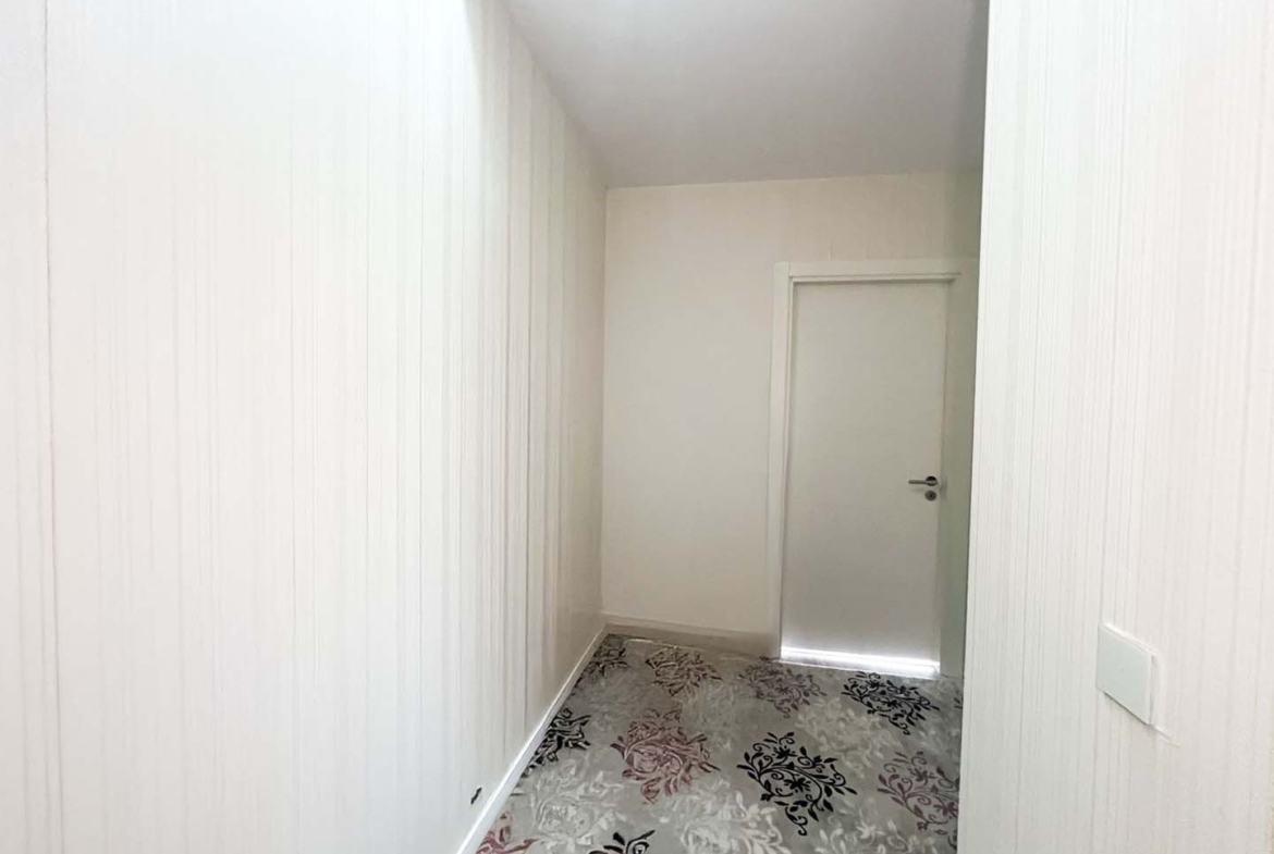 Güzeloba’da Kapalı Otoparklı Lüks Site İçinde 4+1 Satılık Daire