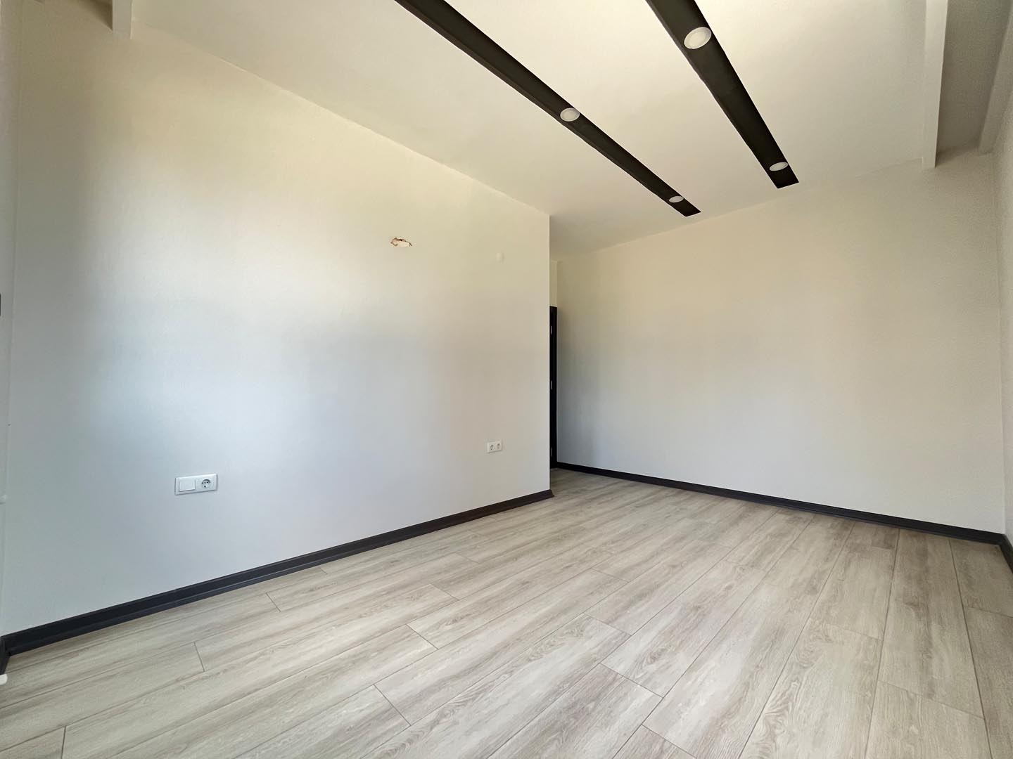 Antalya Altıntaş Sea Garden Sitesinde Yatırım Fırsatı Satılık 2+1 Havuzlu ve Bahçeli Daire