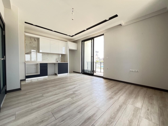 Antalya Altıntaş Sea Garden Sitesinde Yatırım Fırsatı Satılık 2+1 Havuzlu ve Bahçeli Daire