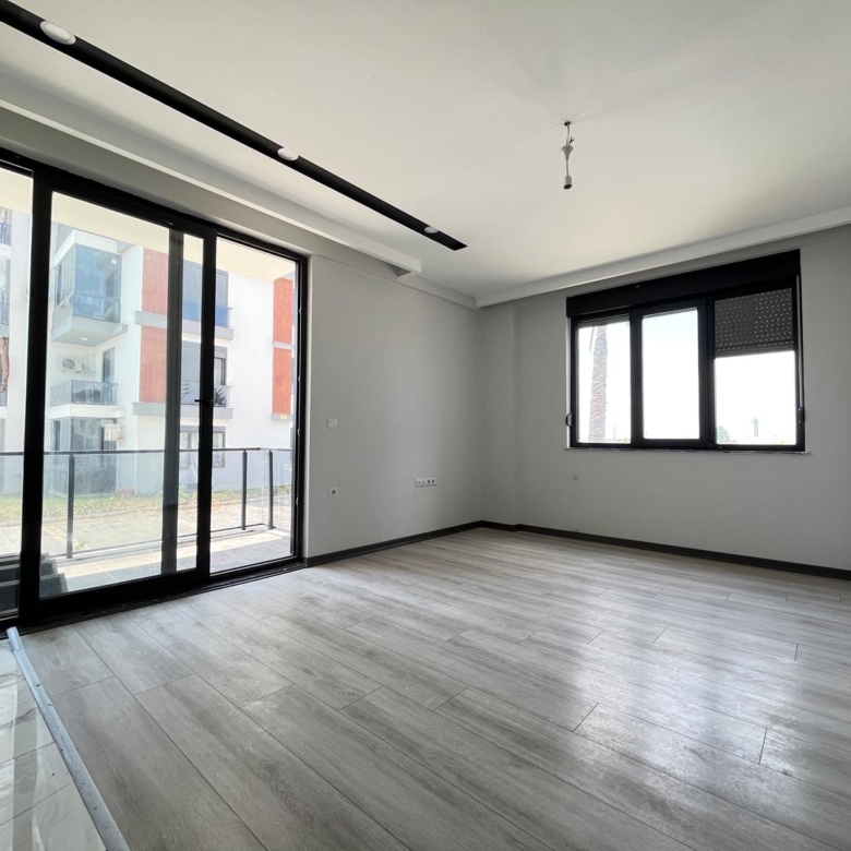 Antalya Altıntaş Sea Garden Sitesinde Yatırım Fırsatı Satılık 2+1 Havuzlu ve Bahçeli Daire