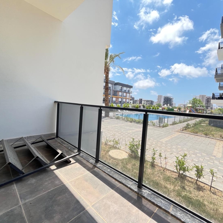 Antalya Altıntaş Sea Garden Sitesinde Yatırım Fırsatı Satılık 2+1 Havuzlu ve Bahçeli Daire