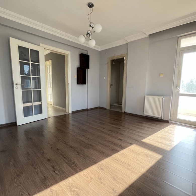 ŞİRİNYALI İSMET GÖKŞEN CD. TABELA DEĞERLİ MUVAFAKATLI OFİS