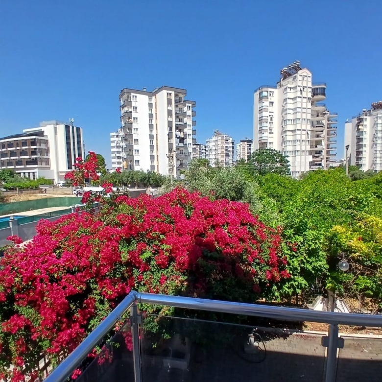 Güzeloba Anadolu Hastanesi Arkası, Havuzlu Sitede Lüks 2+1 Kiral