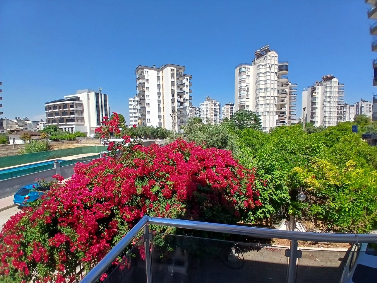 Güzeloba Anadolu Hastanesi Arkası, Havuzlu Sitede Lüks 2+1 Kiral