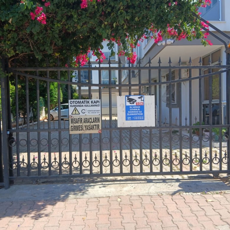 Güzeloba Anadolu Hastanesi Arkası, Havuzlu Sitede Lüks 2+1 Kiral