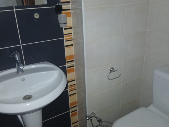 Güzeloba Anadolu Hastanesi Arkası, Havuzlu Sitede Lüks 2+1 Kiral