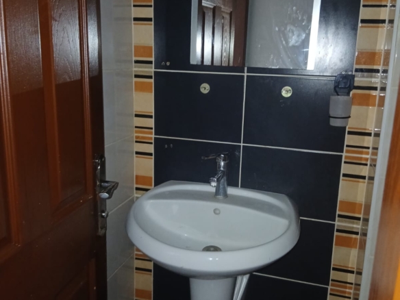 Güzeloba Anadolu Hastanesi Arkası, Havuzlu Sitede Lüks 2+1 Kiral