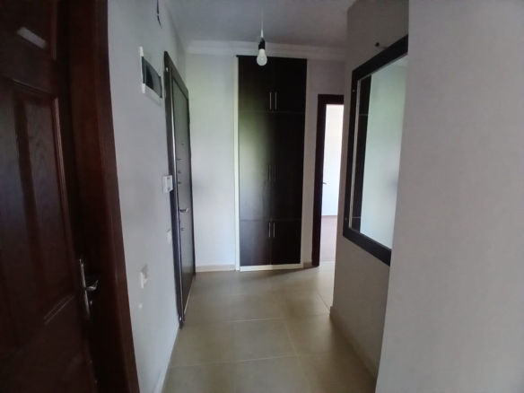 Güzeloba Anadolu Hastanesi Arkası, Havuzlu Sitede Lüks 2+1 Kiral