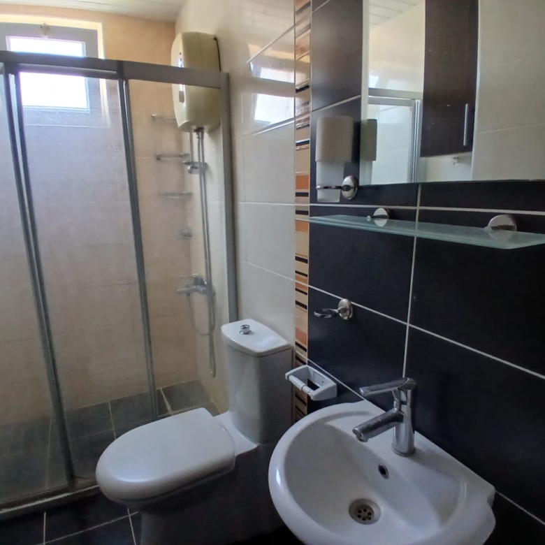 Güzeloba Anadolu Hastanesi Arkası, Havuzlu Sitede Lüks 2+1 Kiral